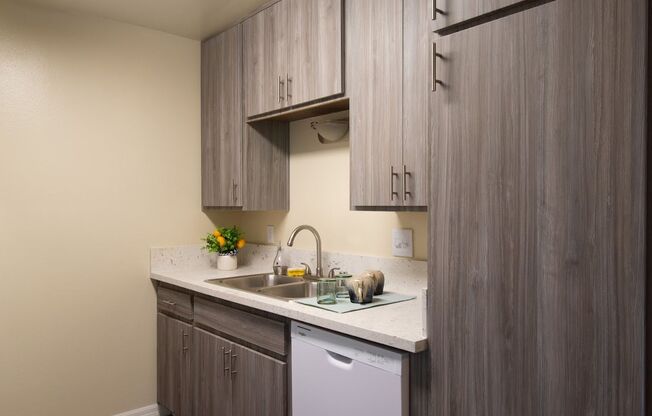 1 bed, 1 bath, 710 sqft, $2,250, Unit A-4