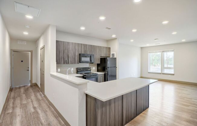 4 beds, 4 baths, 1,094 sqft, $2,900, Unit 203
