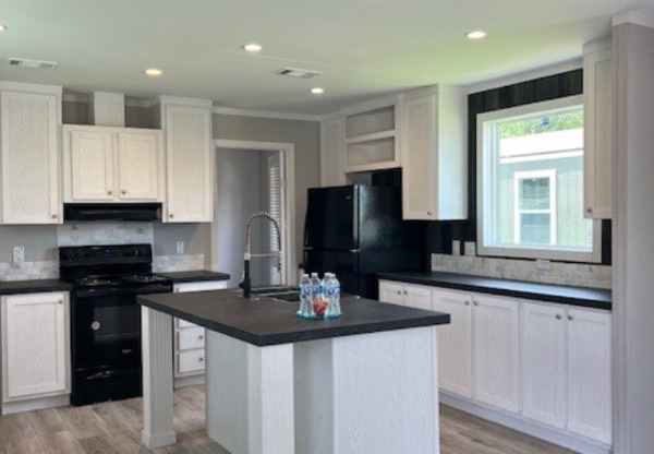 15927 FLORES CREST