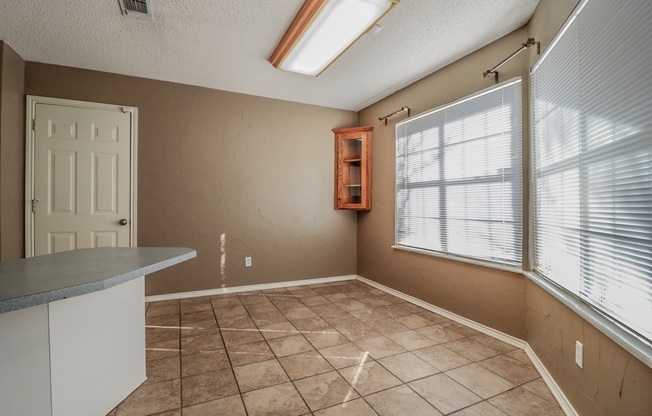 3 Bed 2 bath Move in Ready!