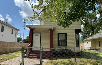 1065 Caulfield SW