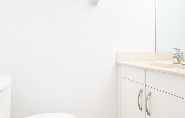 3 beds, 2.5 baths, 1,543 sqft, $2,775, Unit 5122 NW 30th Lane