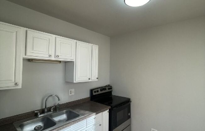 2123 South 51st Court