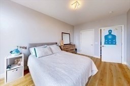 1 bed, 1 bath, 716 sqft, $3,600, Unit 720