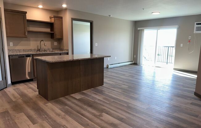 3 beds, 2 baths, 1,229 sqft, $1,730, Unit 122