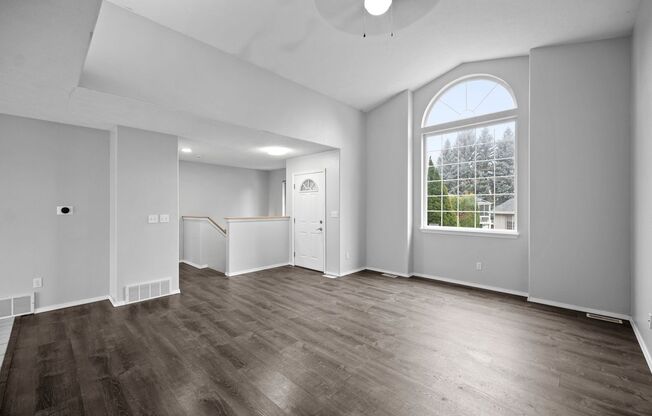 Spacious Latah Valley Home - Gated Community