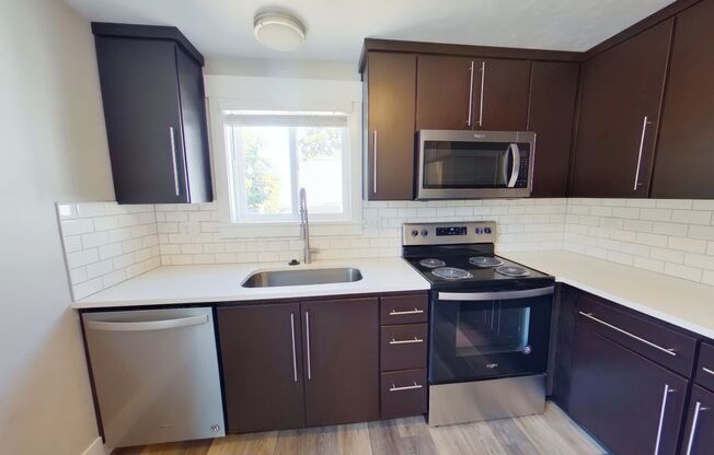 1 bed, 1 bath, $1,395, Unit 9