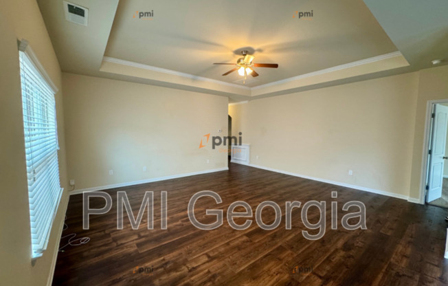 2 LONGLEAF CIR