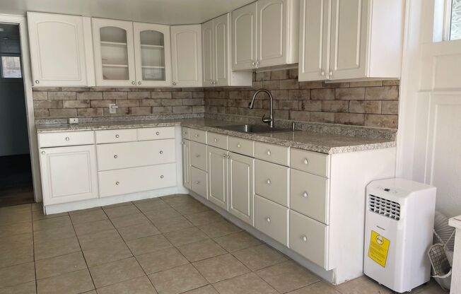 Remodeled Basement Apartment, 3 Bedrooms!