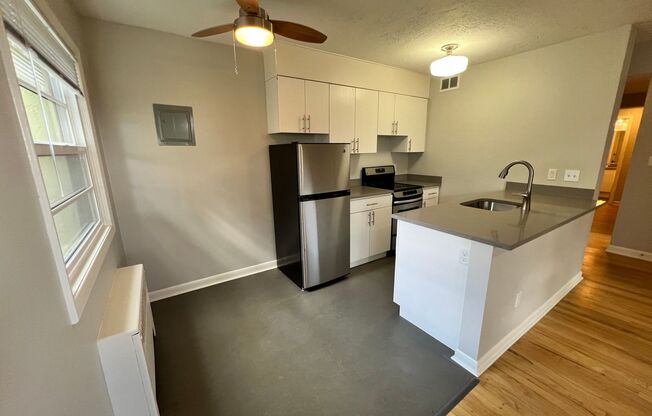 1 bed, 1 bath, 607 sqft, $1,425, Unit 410
