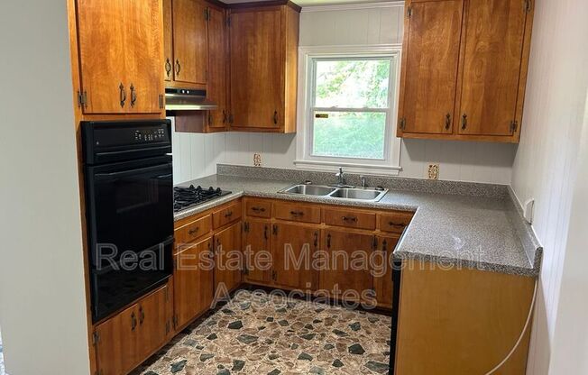 1811 RDG ST
