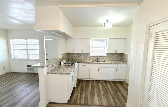 300 69th St Miami Beach, FL 33141