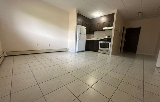 225 Independence Ave