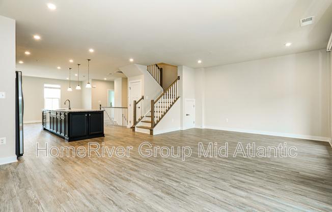 10013 RUFFIAN WAY