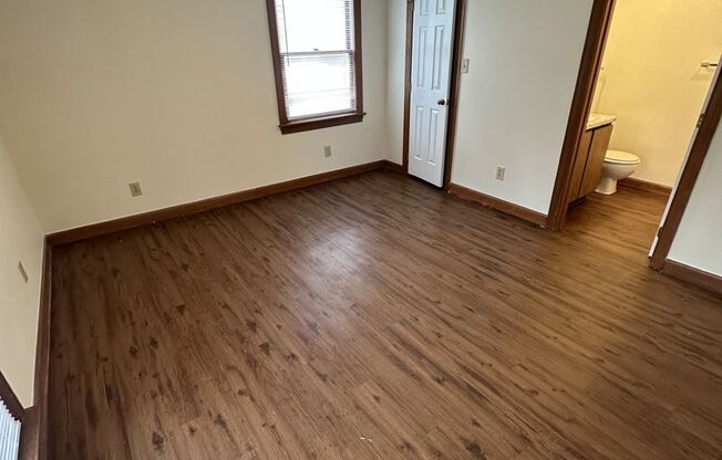 1 Bedroom 1 Bathroom Condo!