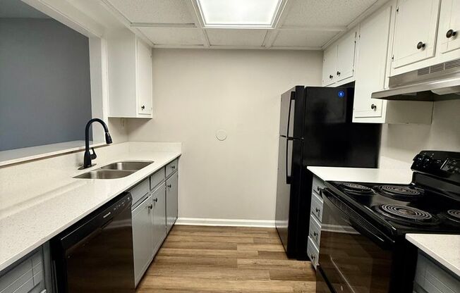 2 bed / 1.5 bath townhome in Oakwood