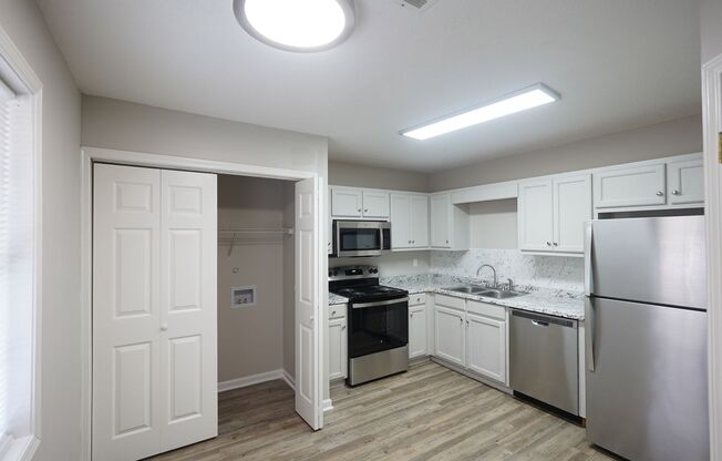 Sun Valley Apartments | Renovated 2 Bed Apartments