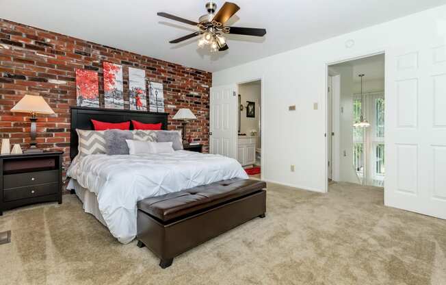 Whispering_Hills_Interior_4_St_Louis_MO