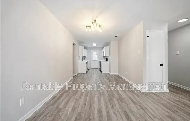 1501 RUSK DR