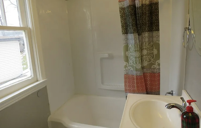 213 GOOD ST