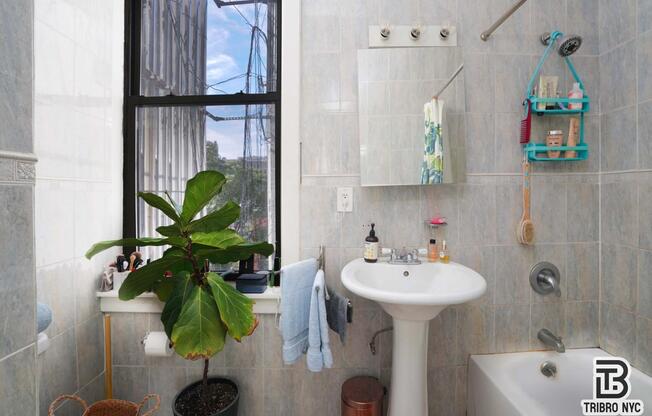 301 West 20th St.