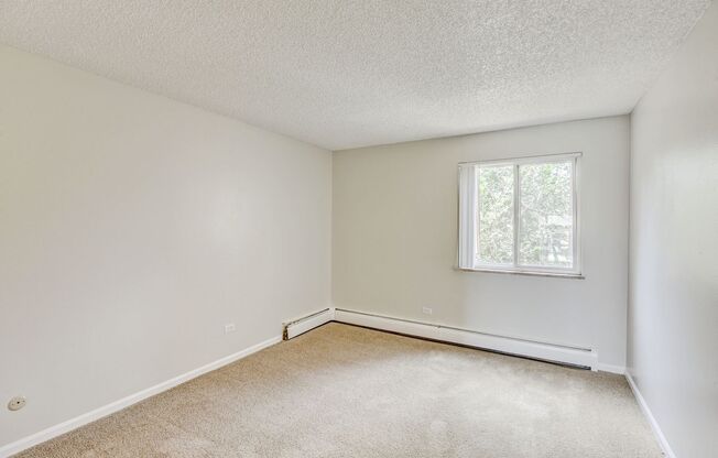 2 beds, 2 baths, 1,070 sqft, $1,700, Unit 70206