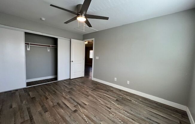 2 beds, 1 bath, $1,300