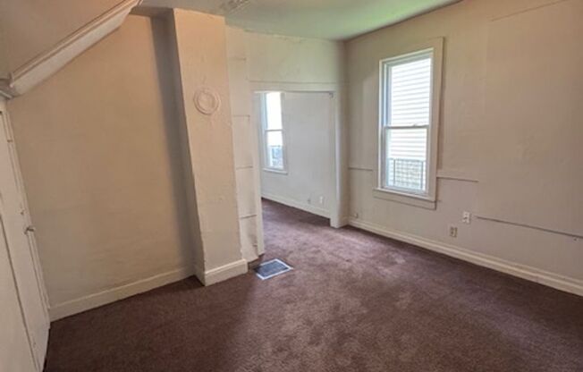 327 BRANDRIFF ST