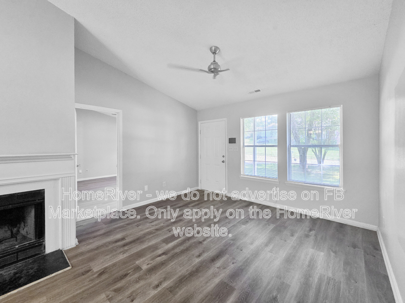 1109 CAPPS HOLW DR