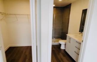 132 NW 27 ST