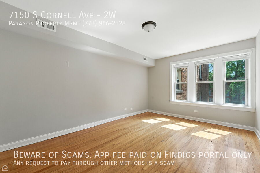 7150 S Cornell Ave