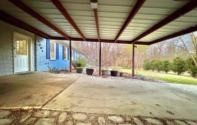 Charming Ranch with Fireplace, Two Living Areas & Large Lot – Minutes to Downtown