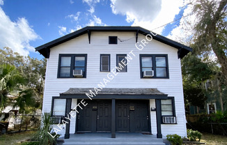 238 E 18 ST
