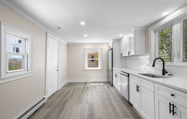 Beautifully Renovated 4-Bedroom Home in East Side Providence!