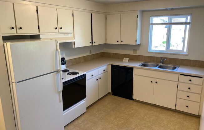 Aquarius Apartments