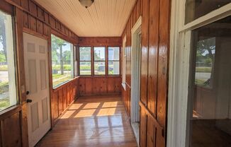 1 bed, 1 bath, 843 sqft, $895, Unit 1