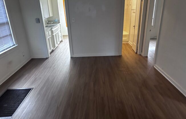 119 &amp; 121 Flower