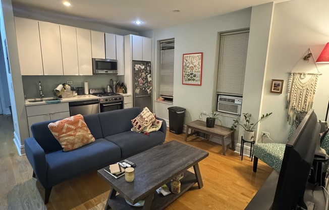 105 BENNETT AVE