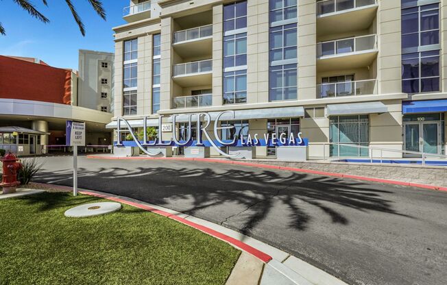 1 bed, 1 bath, $2,000, Unit # 3503