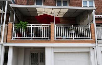 4 beds, 2.5 baths, $7,199