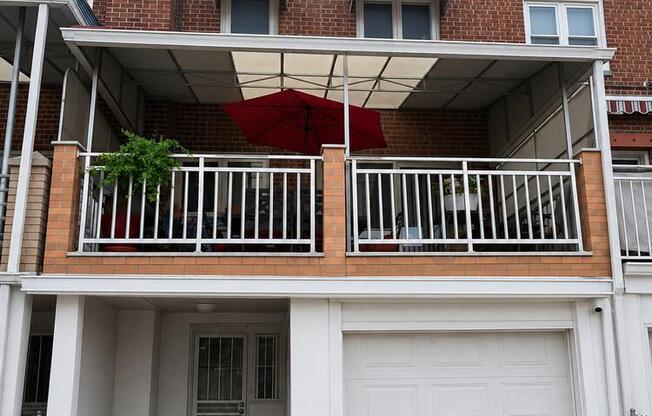 4 beds, 2.5 baths, $7,199