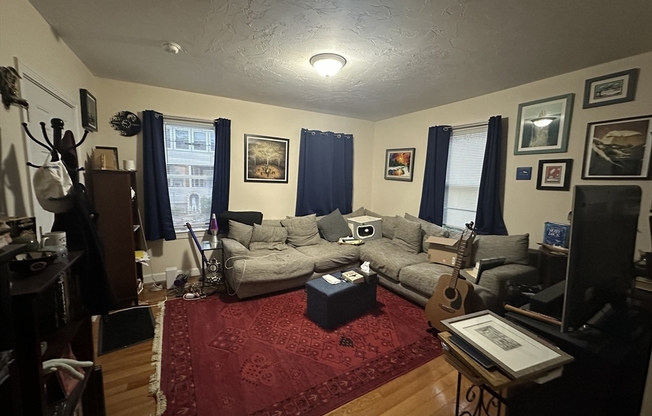 194 ADAMS ST