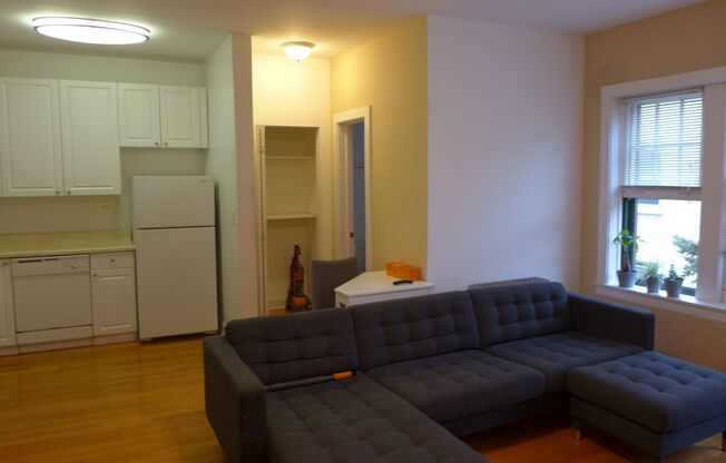 1 bed, 1 bath, 575 sqft, $1,450, Unit 309