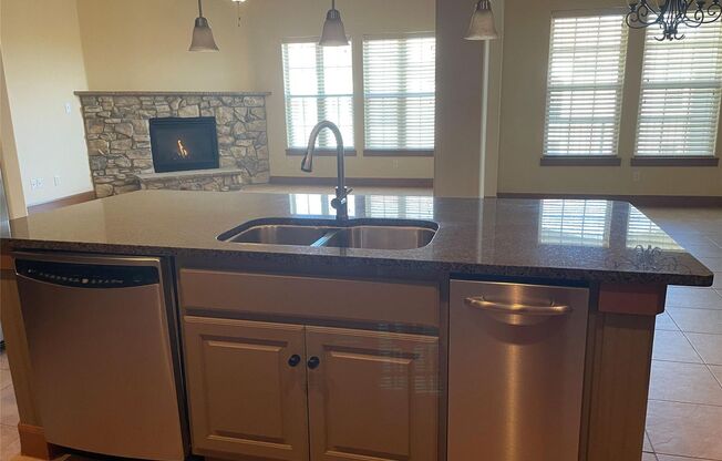 2 beds, 2.5 baths, $2,900, Unit # 401
