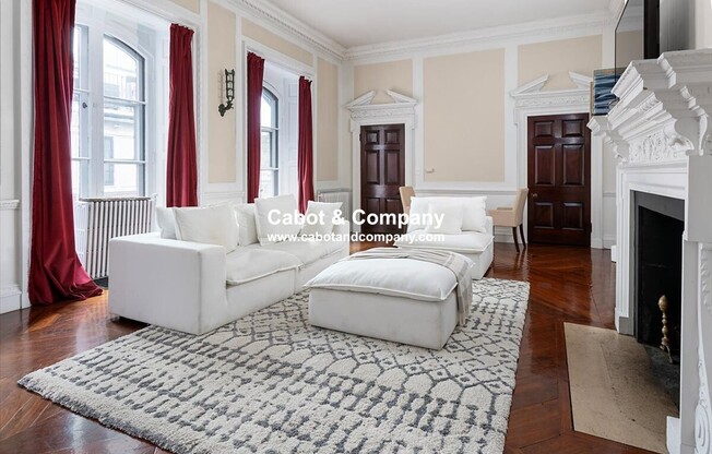 93 5 BEACON ST
