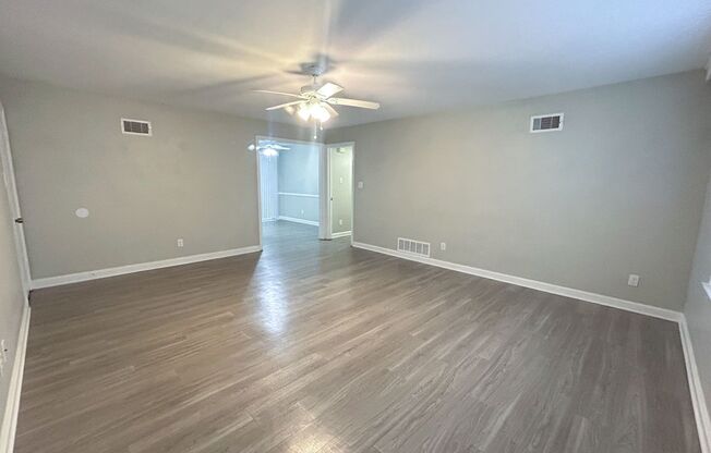 2 beds, 1.5 baths, 1,300 sqft, $1,750, Unit #1