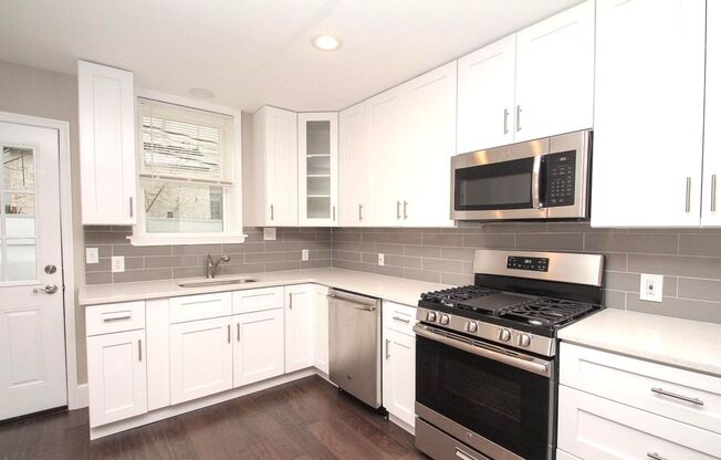 Open Concept Point Breeze 3bd/3bth