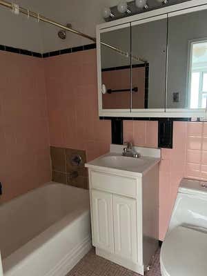 Studio, 1 bath, $1,800, Unit 4S