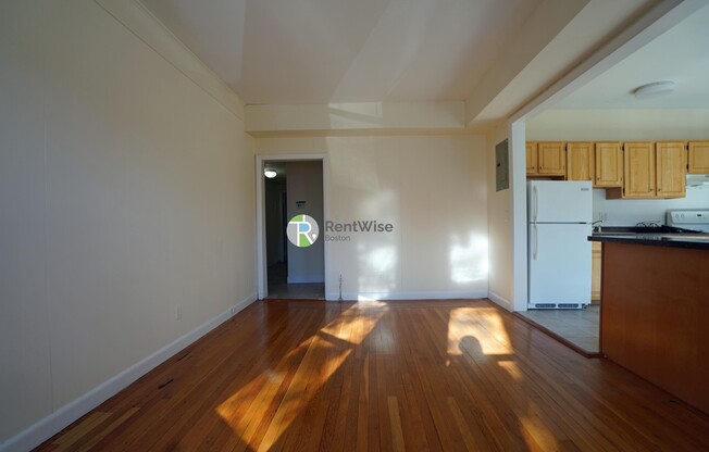 1137 COMMONWEALTH AVE