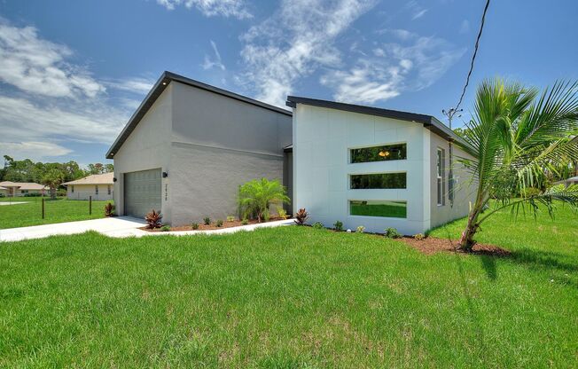 Deposit-Free! Modern Living on a Quiet CUL-DE-SAC Street! Energy efficient home with ALL of the upgrades! Punta Gorda, FL